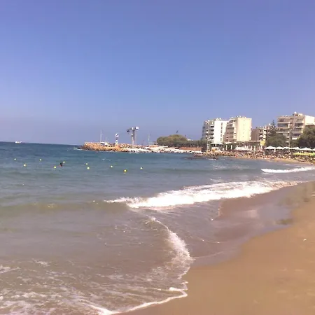 Stefan's Seafront Apartment